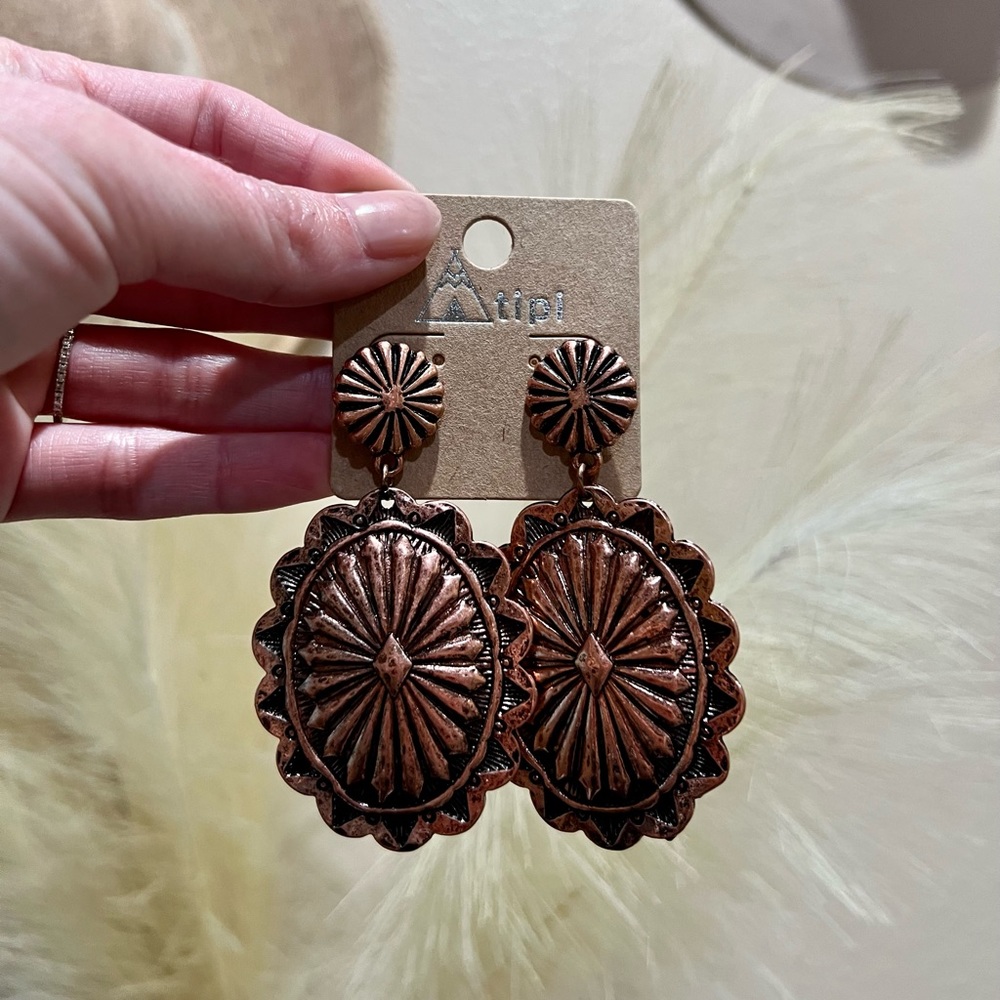 Western burnished coppertone oval concho earrings